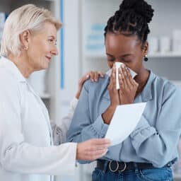 A woman consults an allergist for her bad allergies.